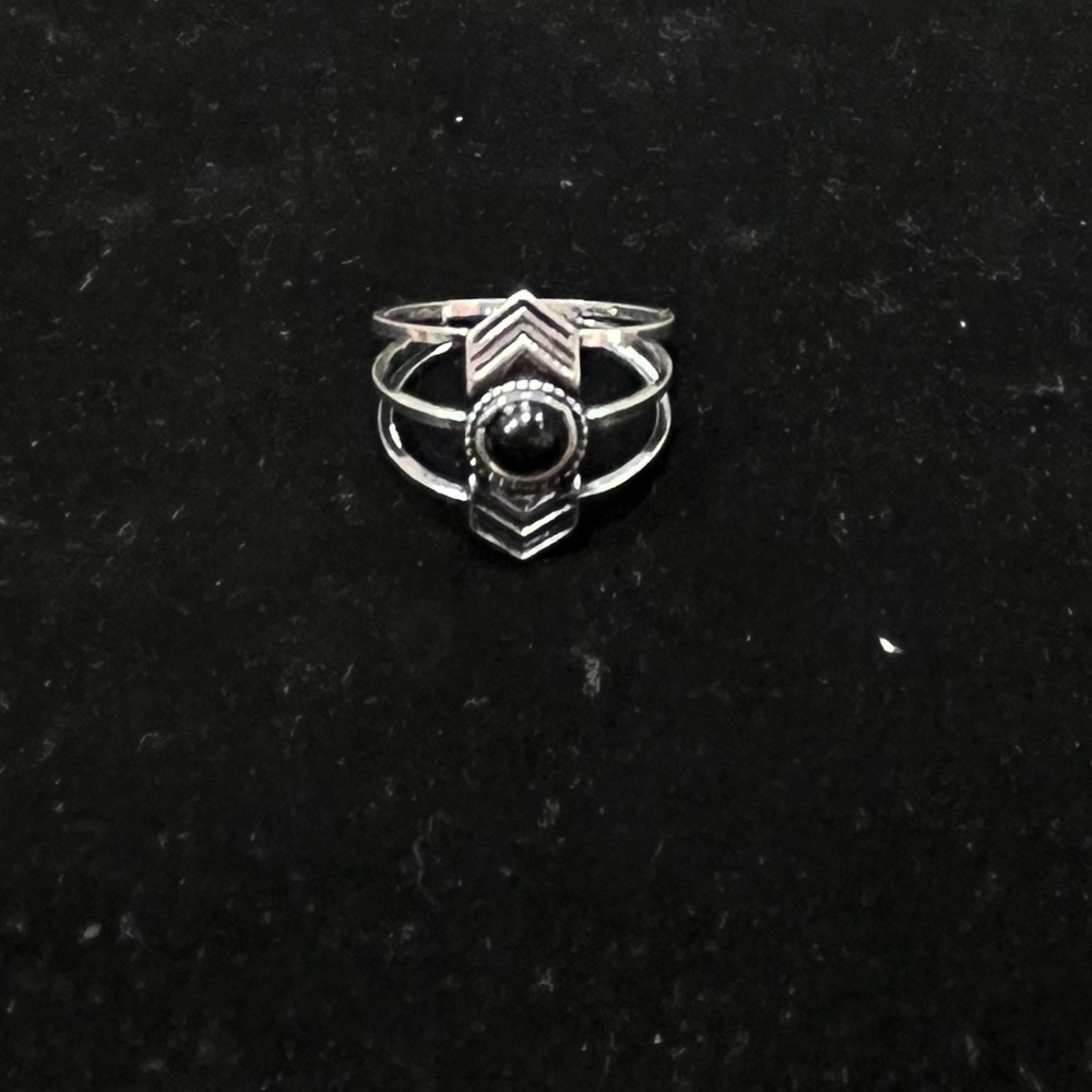 Chevron ring - Picture 3 of 5